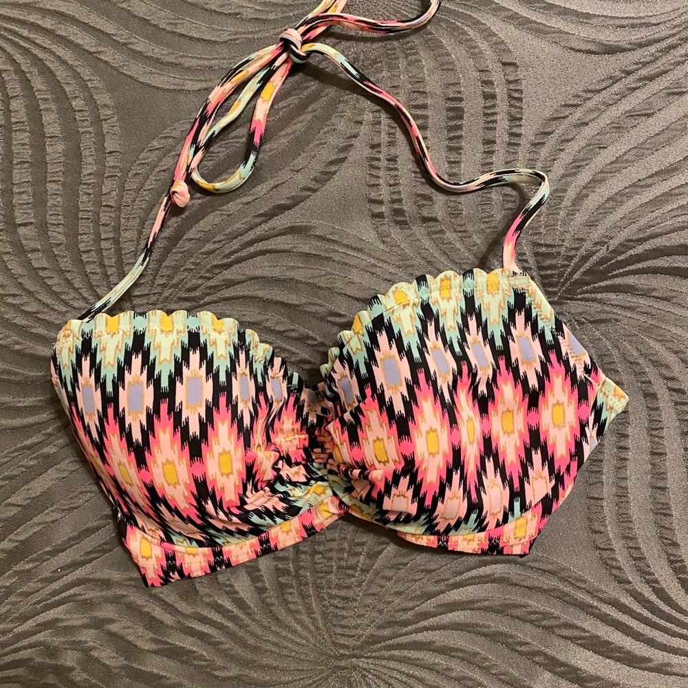 Victoria’s Secret Bikini Top